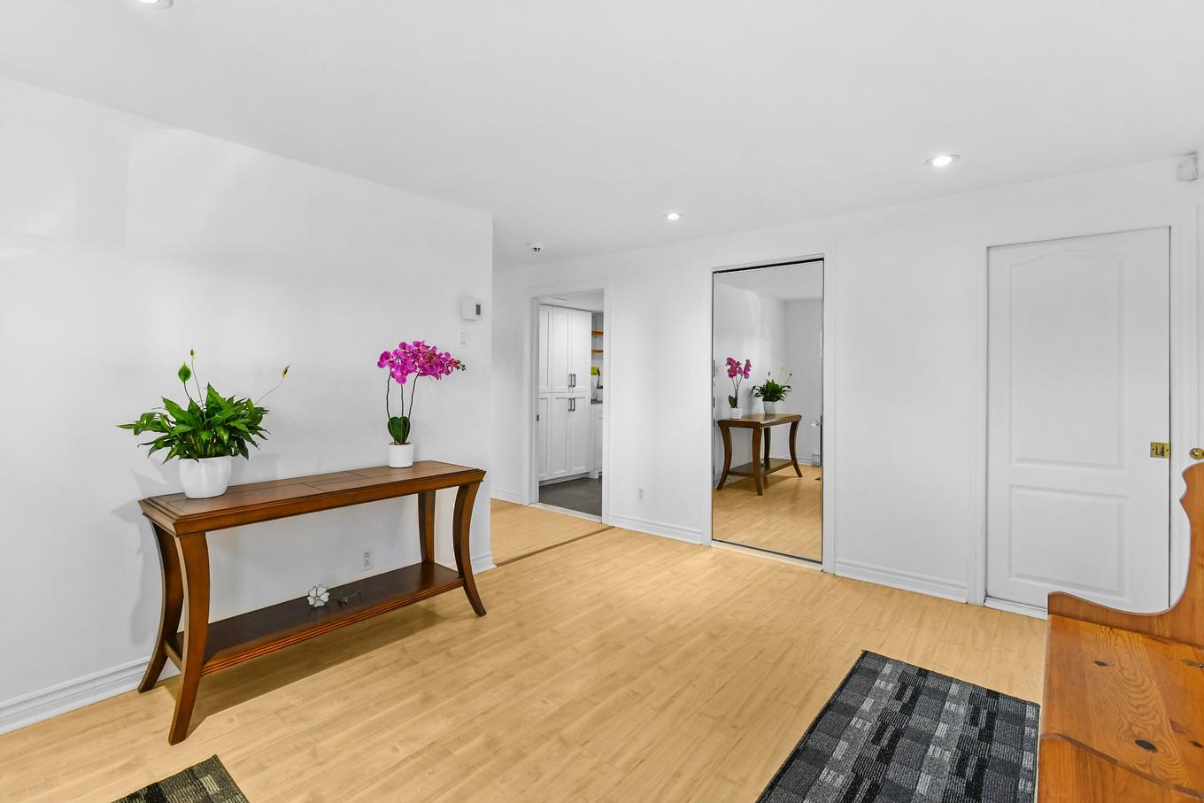 Sous-sol - 358 Boul. Cardinal-Léger, Pincourt, QC - Indoor Photo Showing Other Room