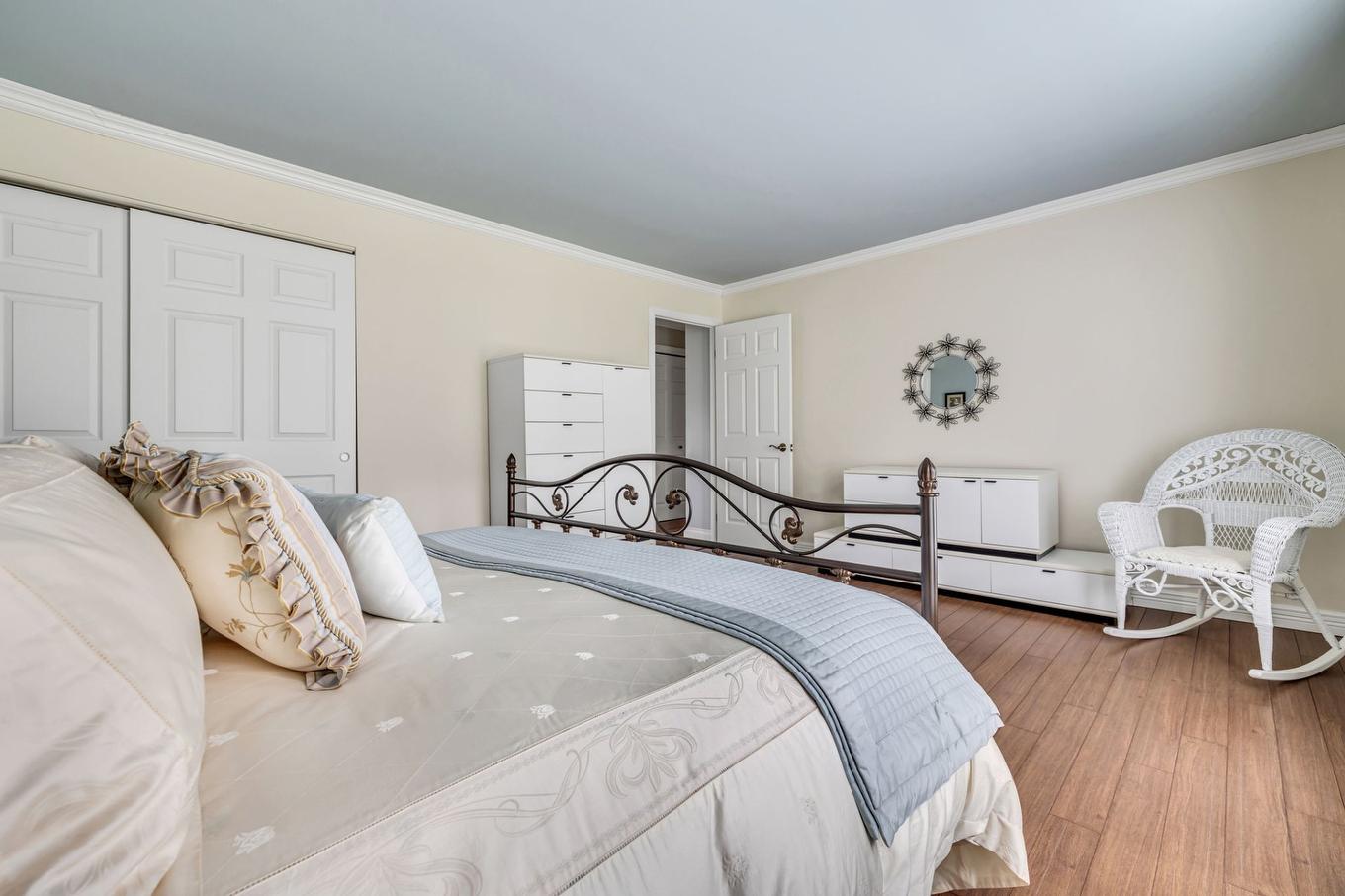 Chambre à coucher principale - 1-906 Rue Bourdages, Québec (Les Rivières), QC - Indoor Photo Showing Bedroom