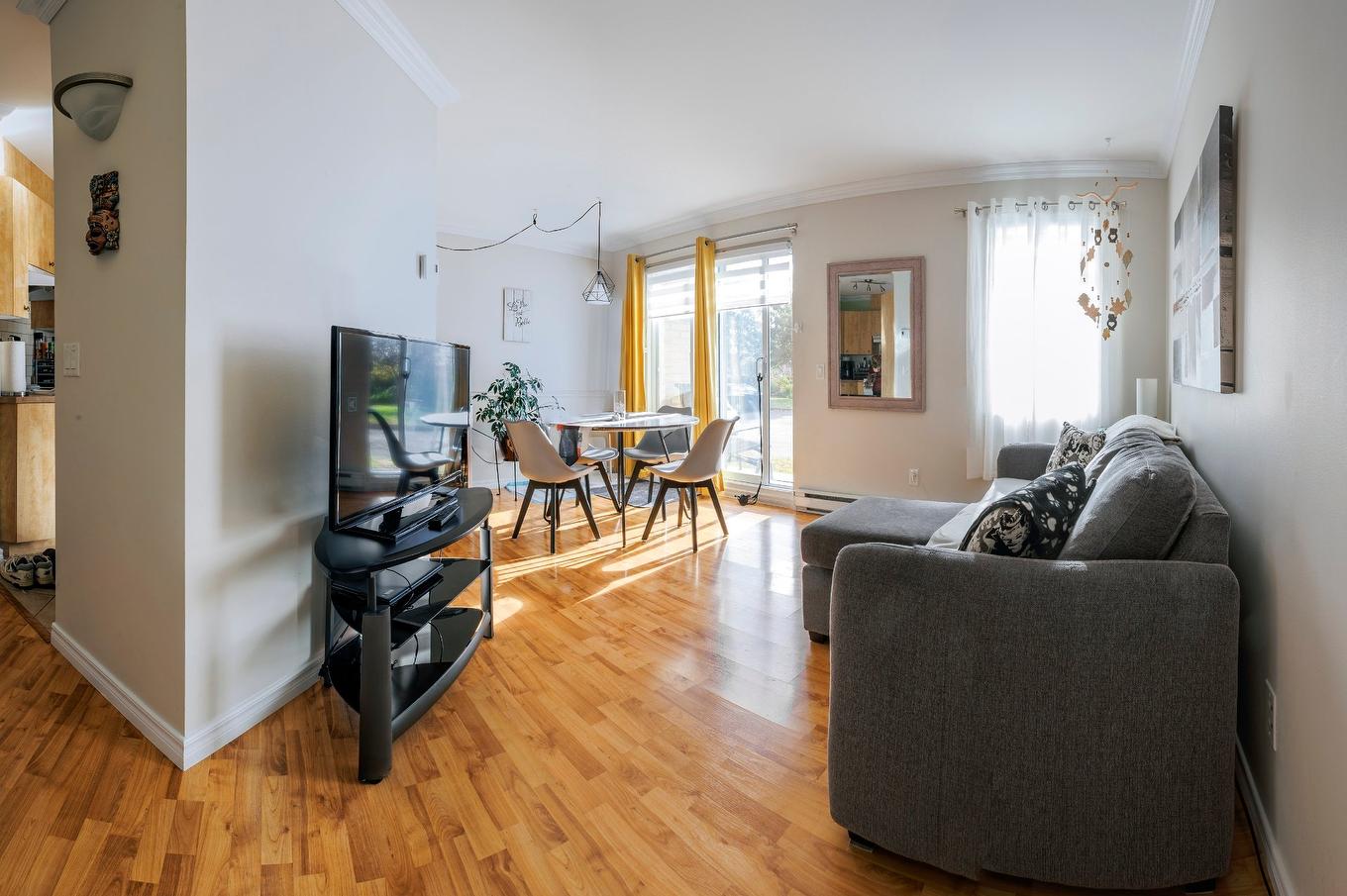 Salon - 112-3415 Boul. Albert-Chrétien, Québec (Beauport), QC - Indoor Photo Showing Living Room