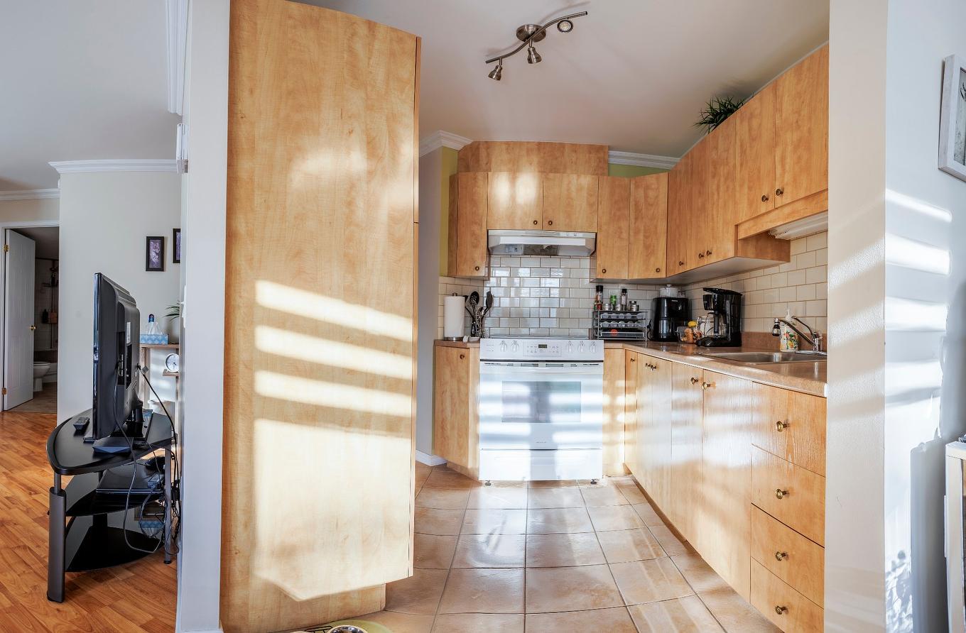 Cuisine - 112-3415 Boul. Albert-Chrétien, Québec (Beauport), QC - Indoor Photo Showing Kitchen With Double Sink