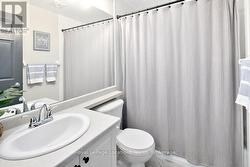 4 piece bathroom -