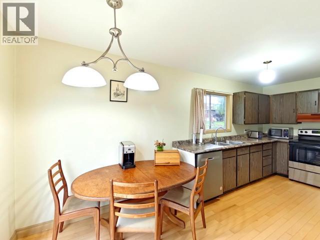 4600 Redonda Ave, Powell River, BC - Indoor