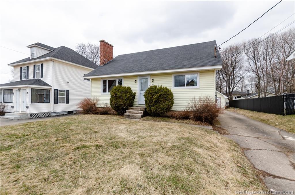 93 Edward, Moncton, NB