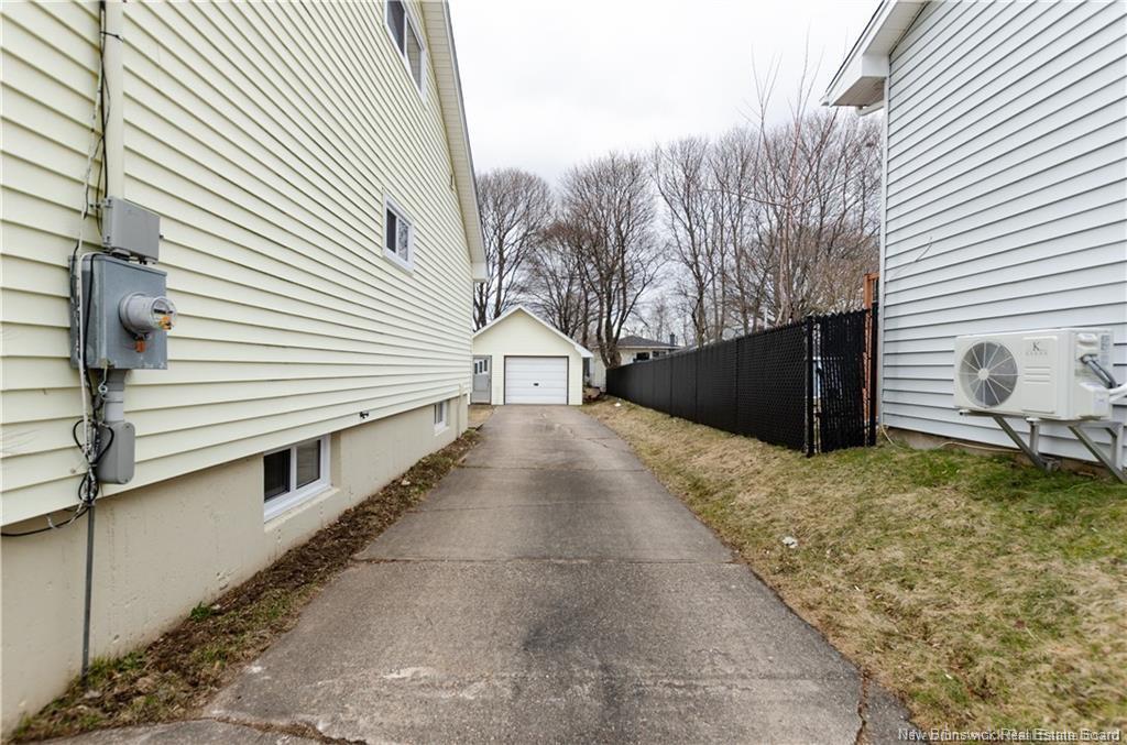 93 Edward, Moncton, NB