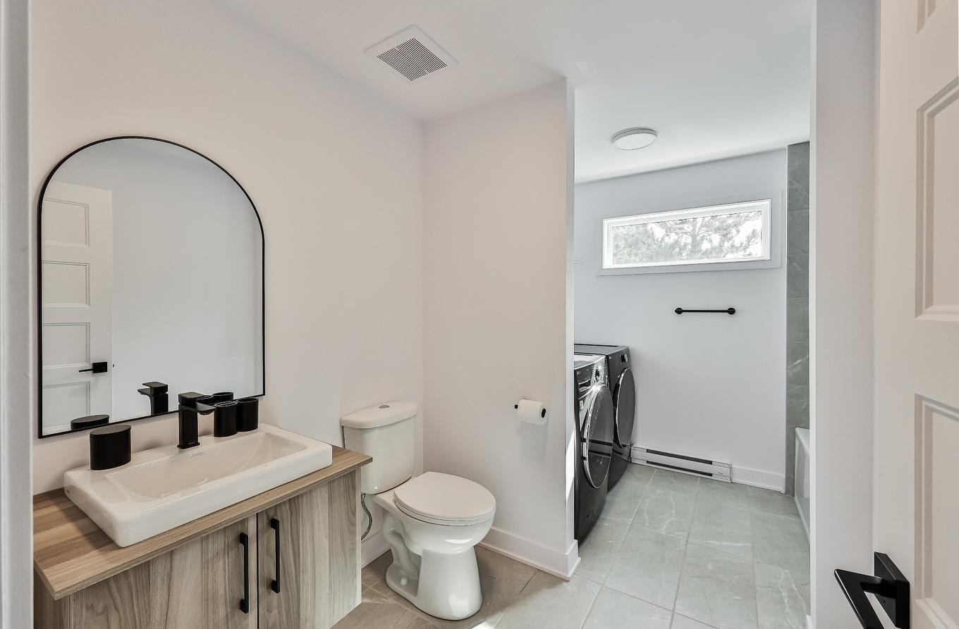 Bathroom - 885 Rue Du Faubourg, Saint-Jérôme, QC - Indoor