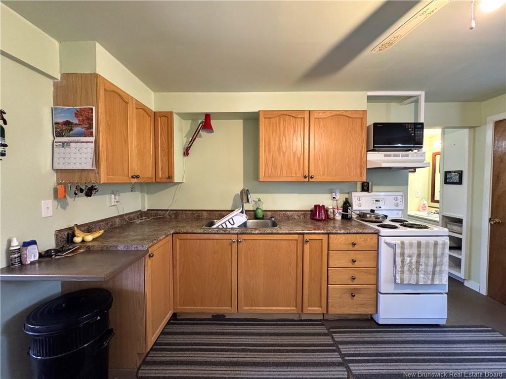 260 Manor Rd, St George, NB