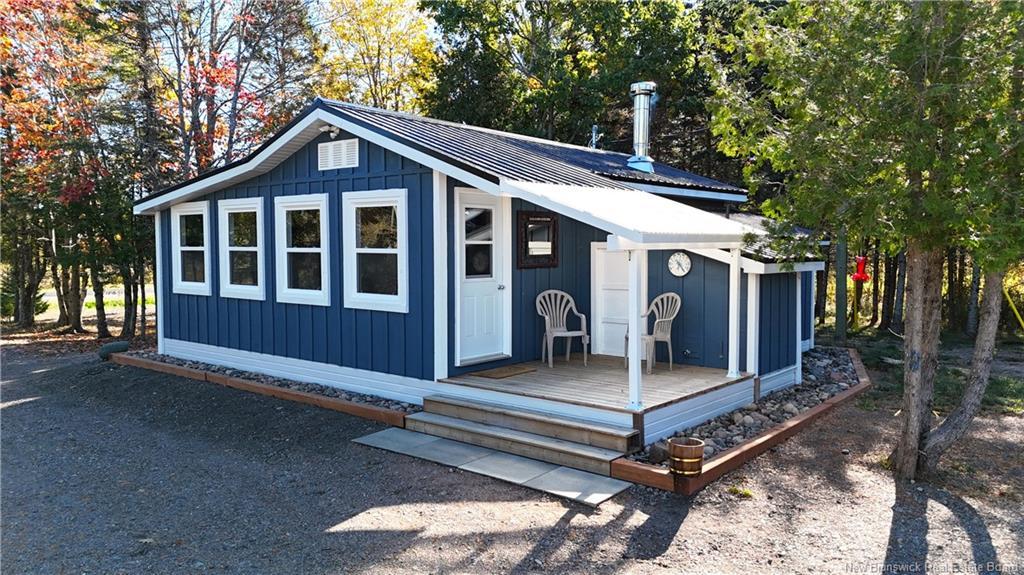 260 Manor Rd, St George, NB