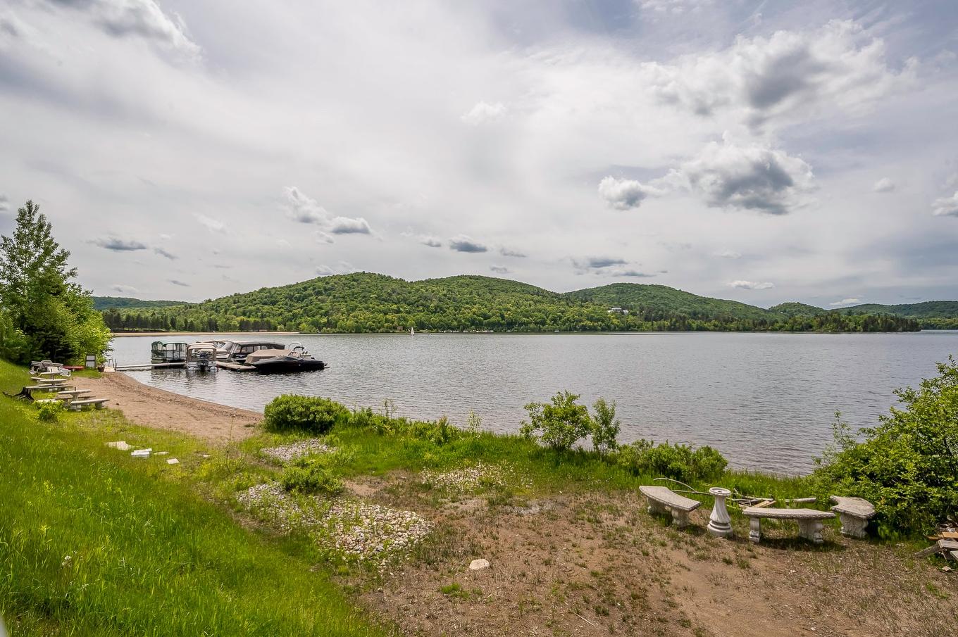 Waterfront - 10-200 Rue St-Venant, Sainte-Agathe-Des-Monts, QC - Outdoor With Body Of Water With View