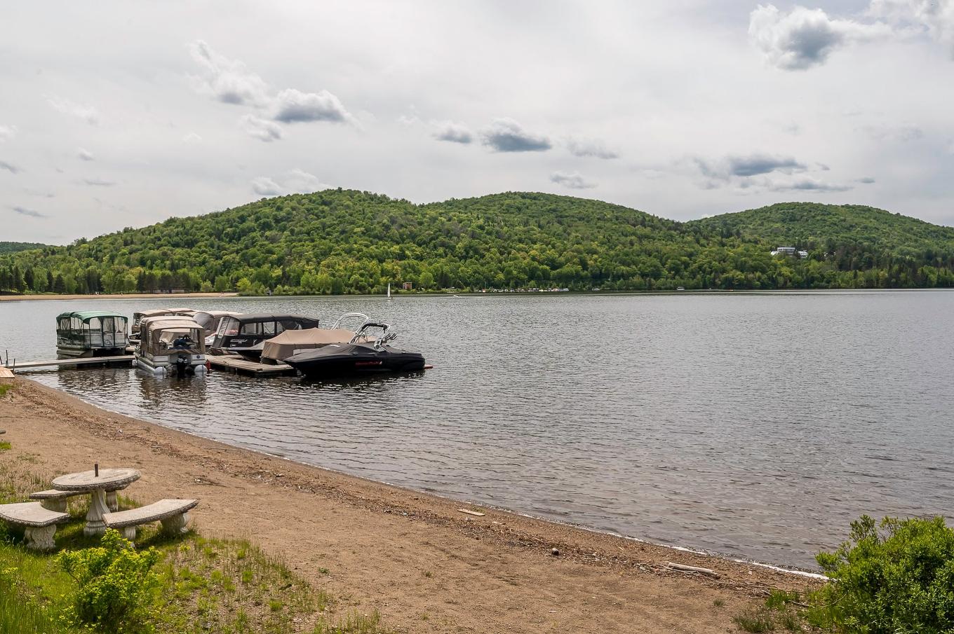 Waterfront - 10-200 Rue St-Venant, Sainte-Agathe-Des-Monts, QC - Outdoor With Body Of Water With View