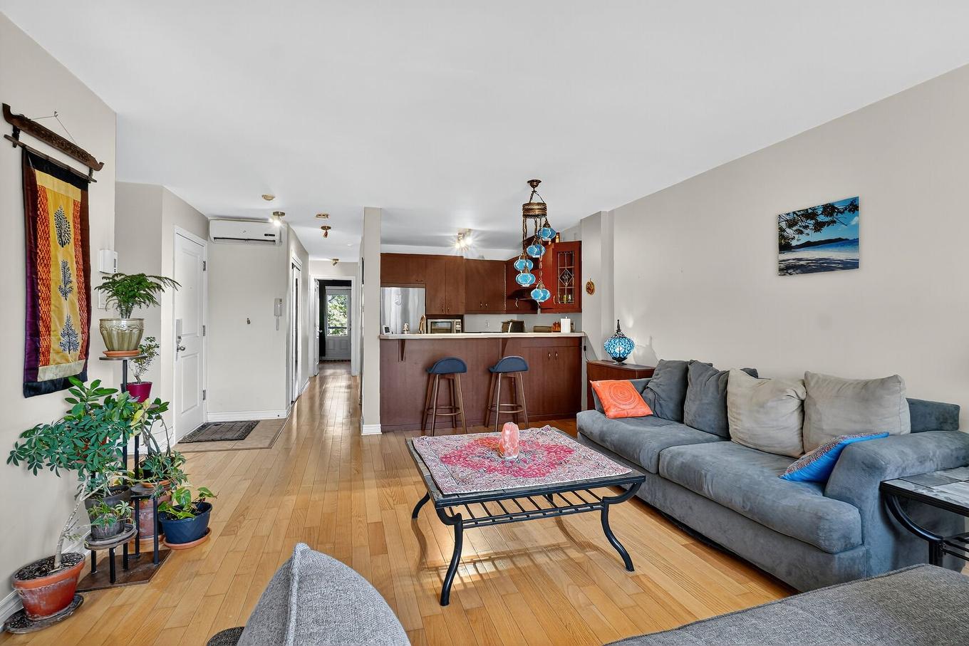 Vue d'ensemble - 5-5740 Rue Laurendeau, Montréal (Le Sud-Ouest), QC - Indoor Photo Showing Living Room