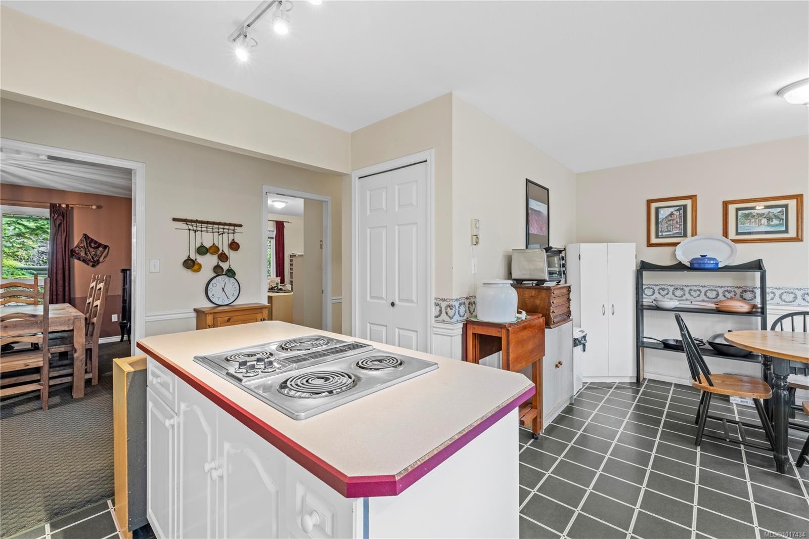 2869 Hemlock Dr, Nanoose Bay, BC