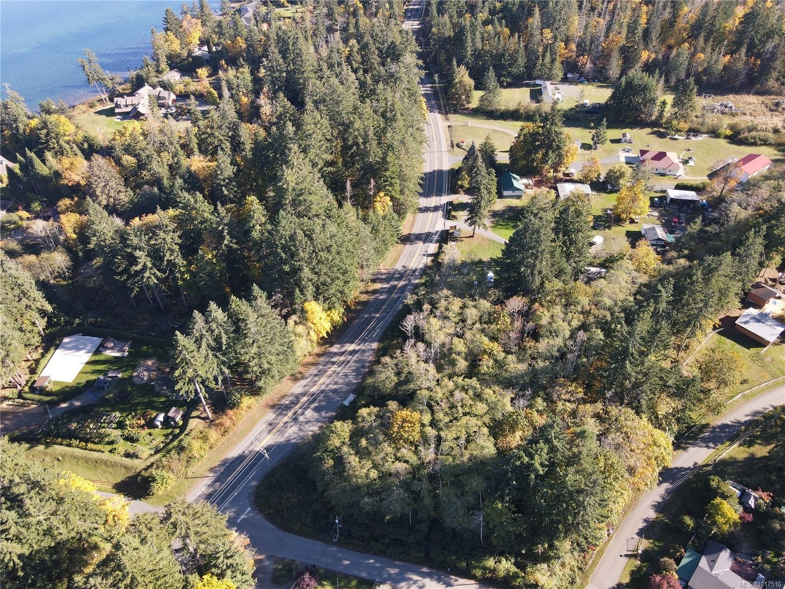 Lot 4 Island Hwy South, Royston, BC