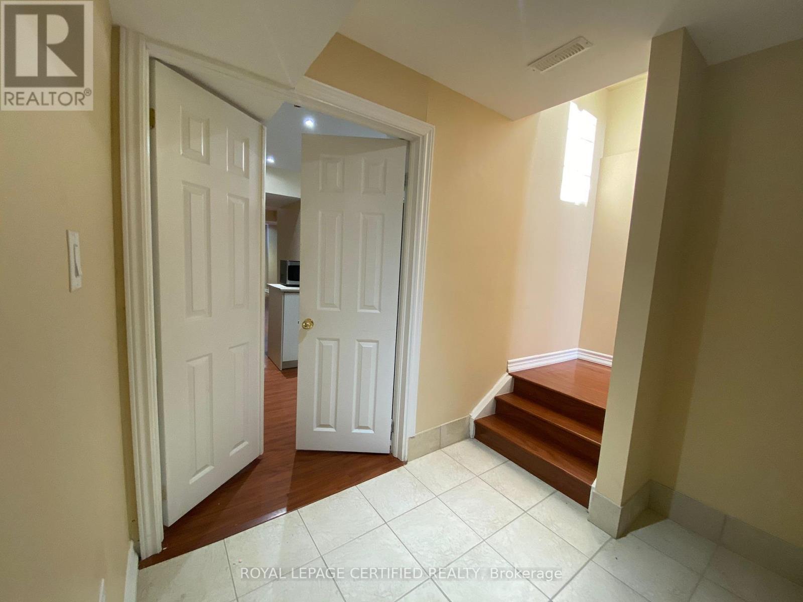 28 Amaryllis Drive, Brampton, ON - Indoor Photo Showing Other Room