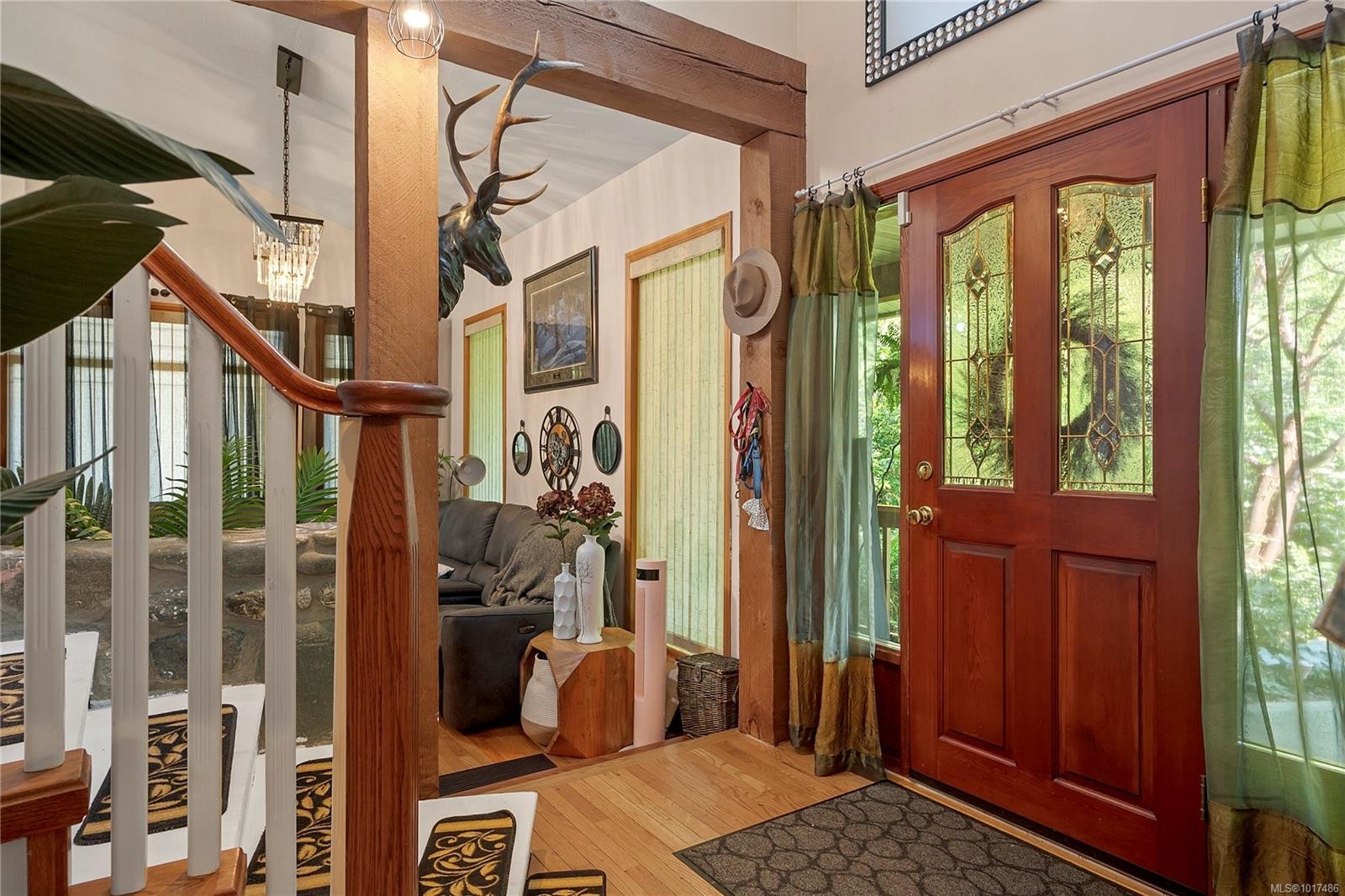 8856 Mclarey Ave, Black Creek, BC