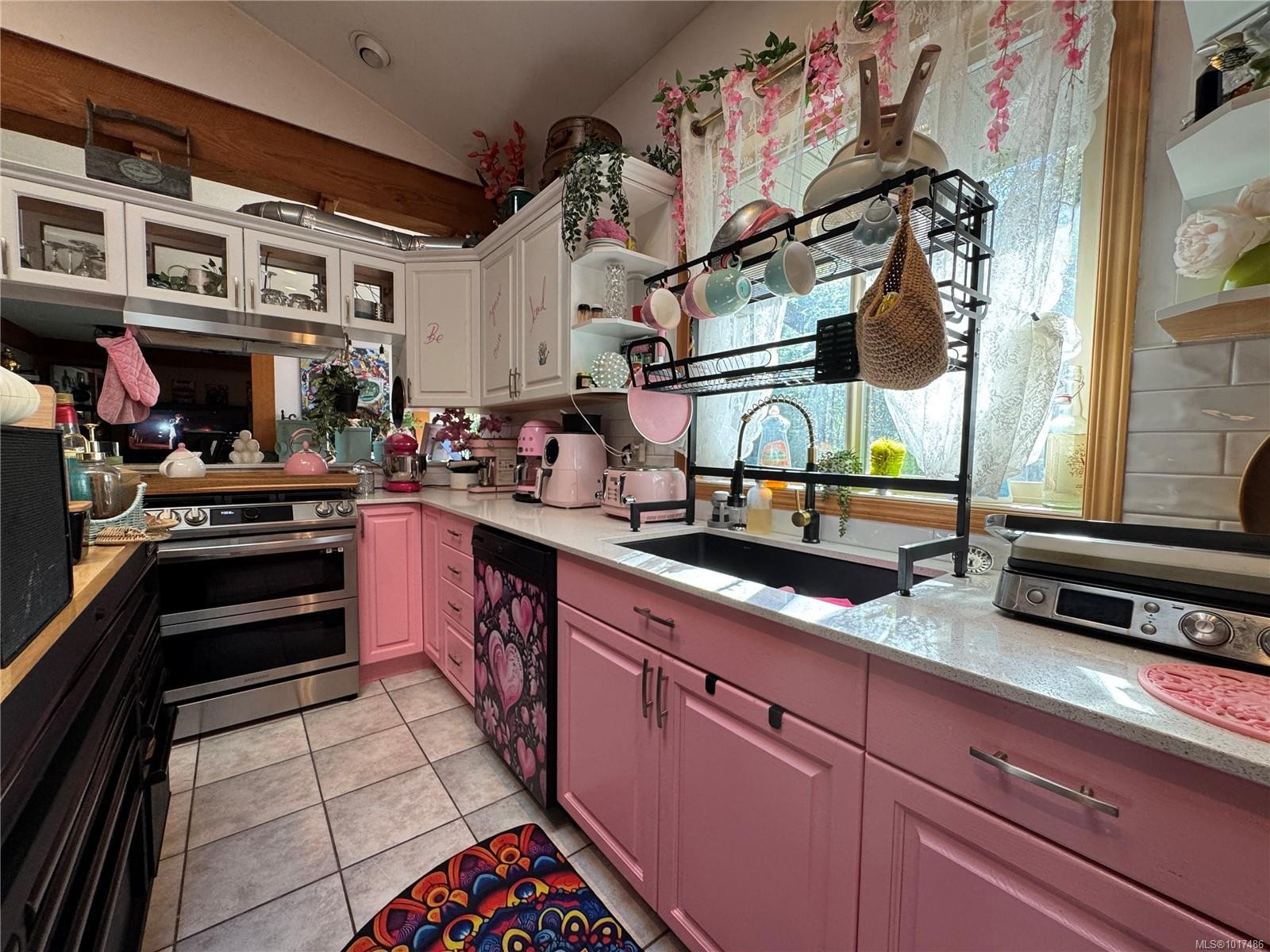 8856 Mclarey Ave, Black Creek, BC