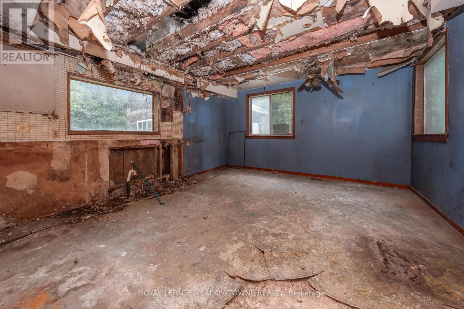 12363 Elizabeth Street, Halton Hills, ON - Indoor Photo Showing Other Room