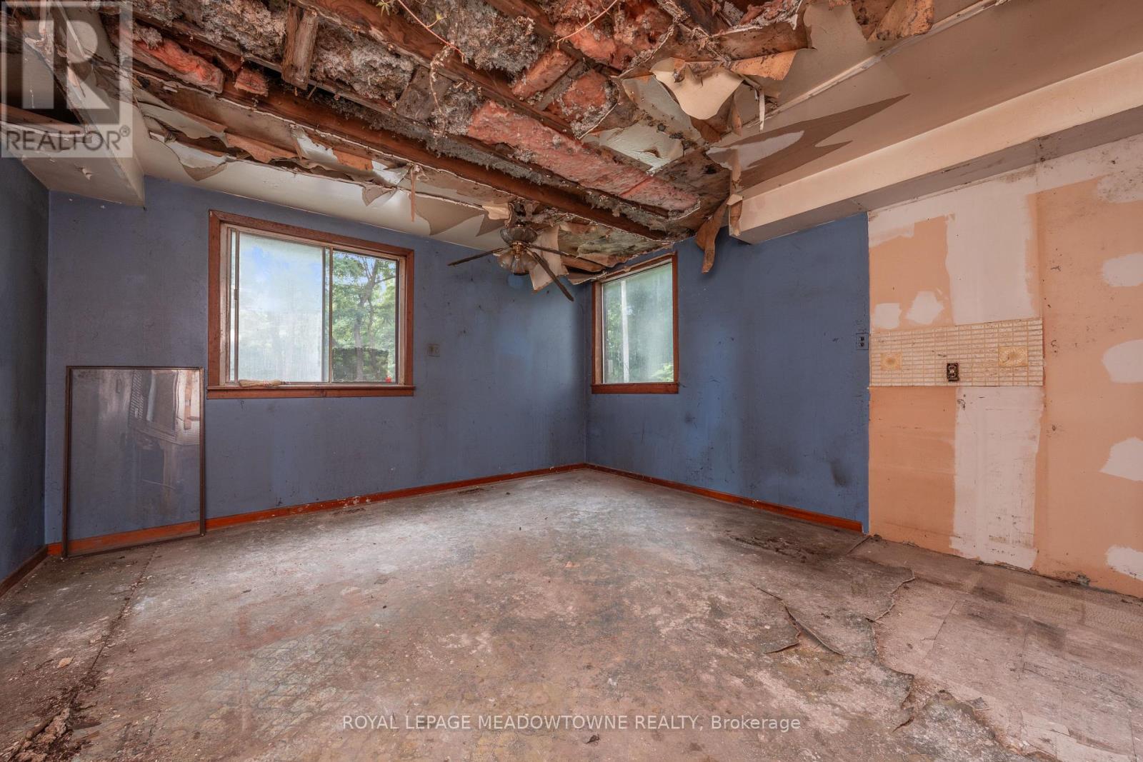 12363 Elizabeth Street, Halton Hills, ON - Indoor Photo Showing Other Room