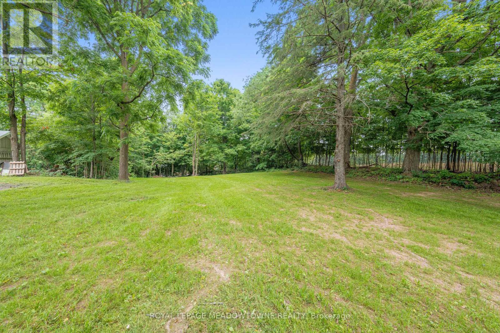 12363 Elizabeth Street, Halton Hills, ON - Outdoor