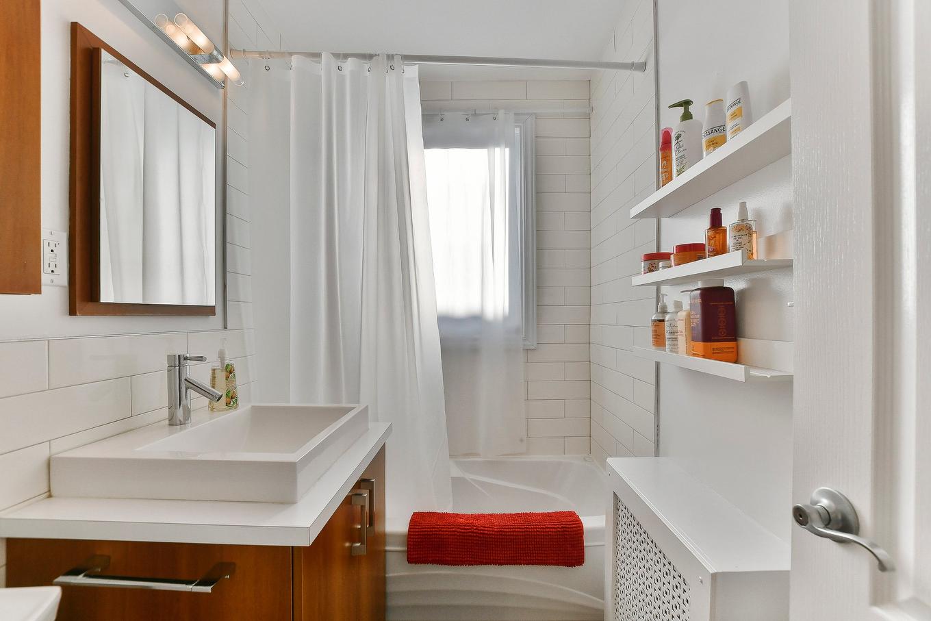 Bathroom - 18-5820 Place Decelles, Montréal (Côte-Des-Neiges/Notre-Dame-De-Grâce), QC - Indoor Photo Showing Bathroom