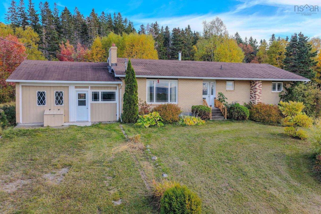 7587 East Bay Highway, Big Pond, NS