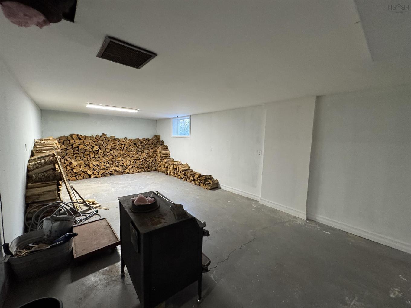 7587 East Bay Highway, Big Pond, NS