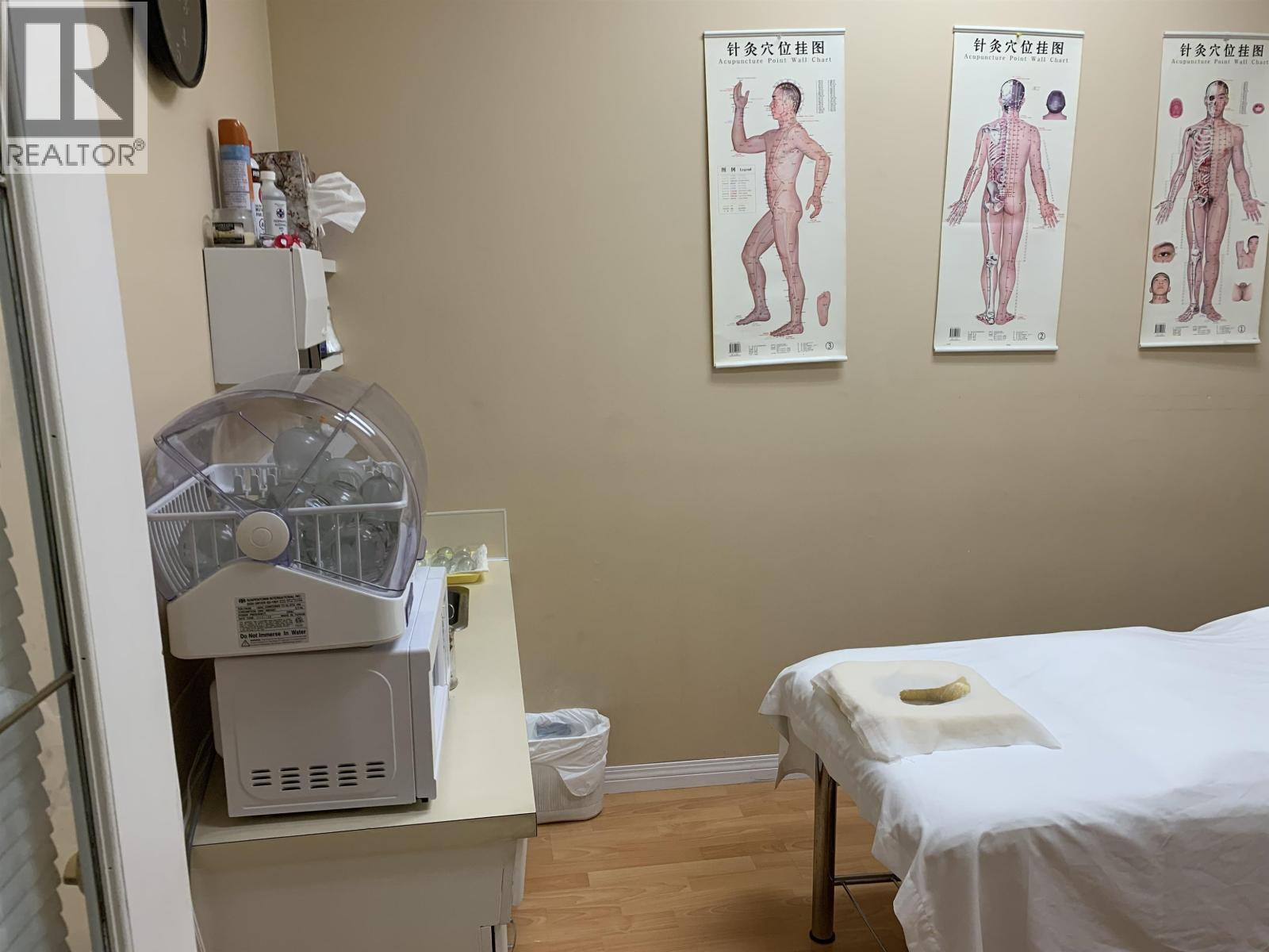 4910 Fraser Street, Vancouver, BC