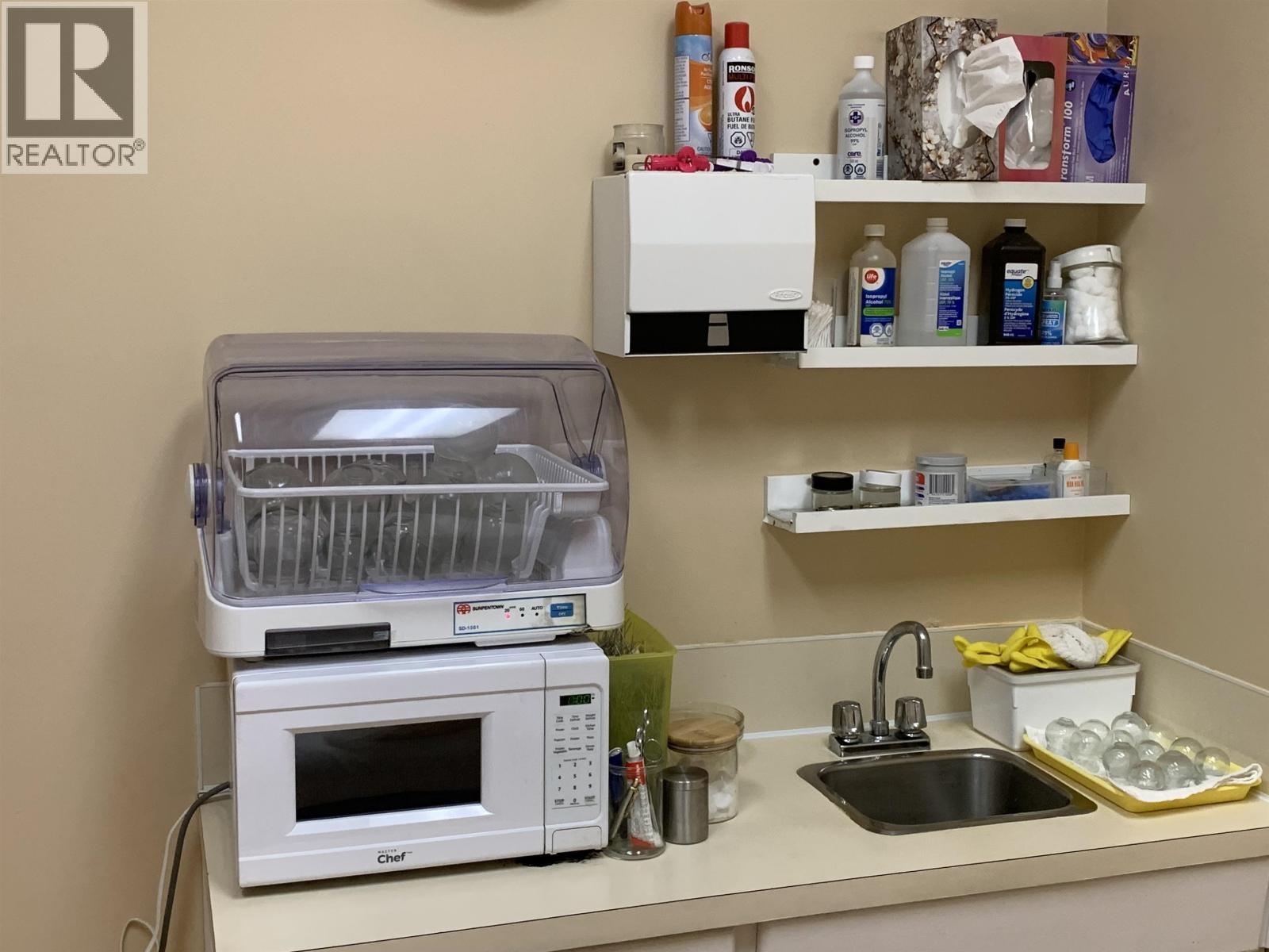 4910 Fraser Street, Vancouver, BC