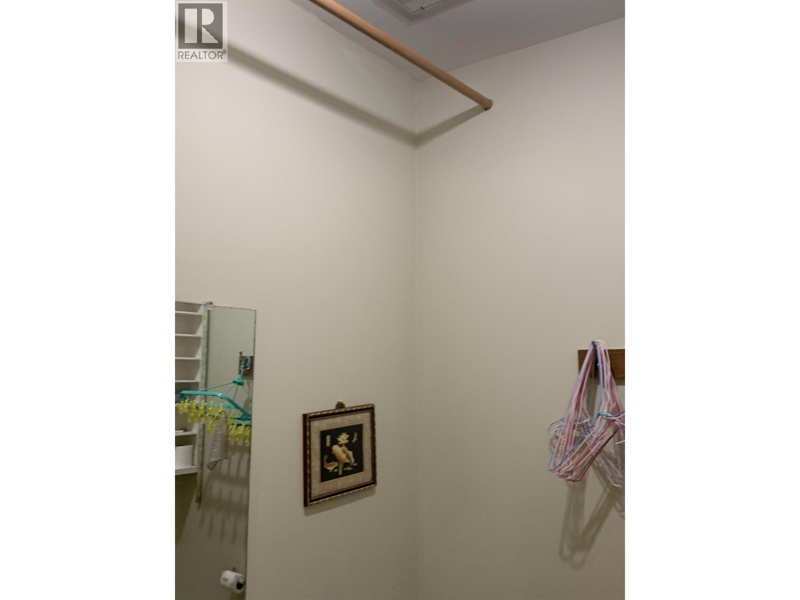 4910 Fraser Street, Vancouver, BC