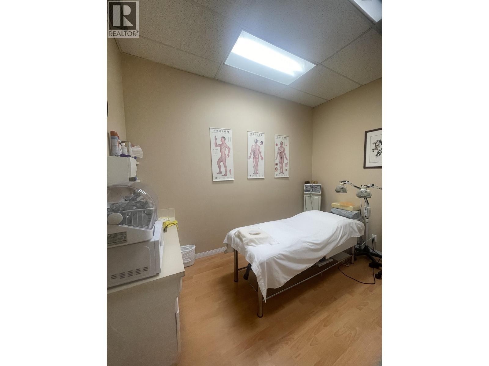 4190 Fraser Street, Vancouver, BC