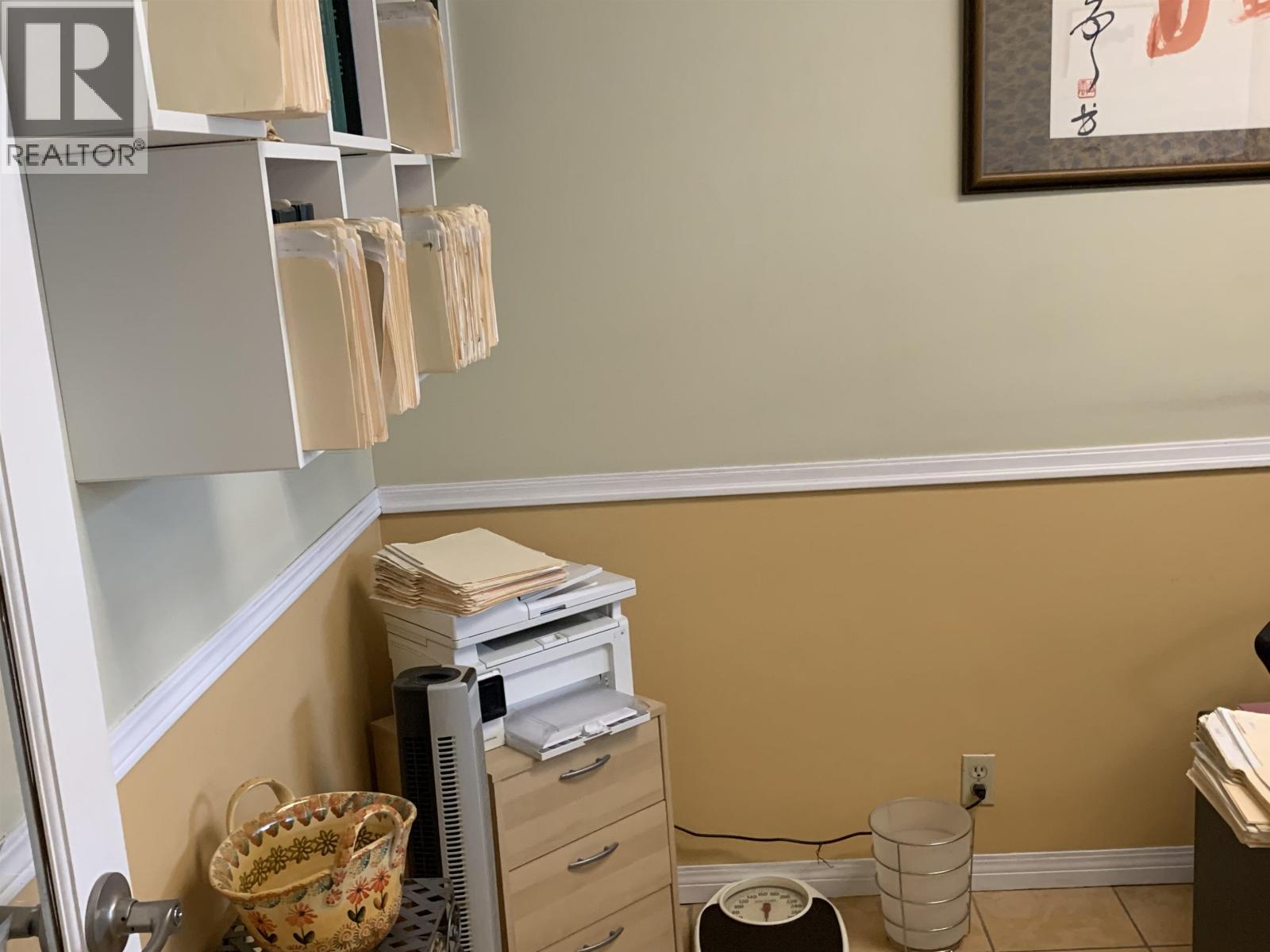 4190 Fraser Street, Vancouver, BC