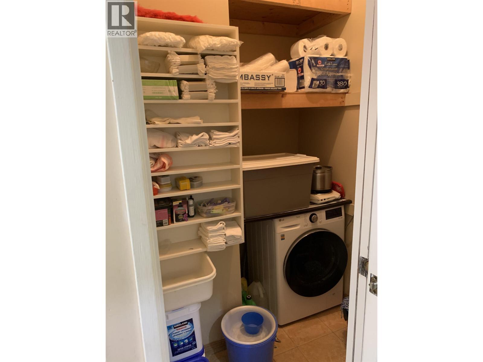 4190 Fraser Street, Vancouver, BC