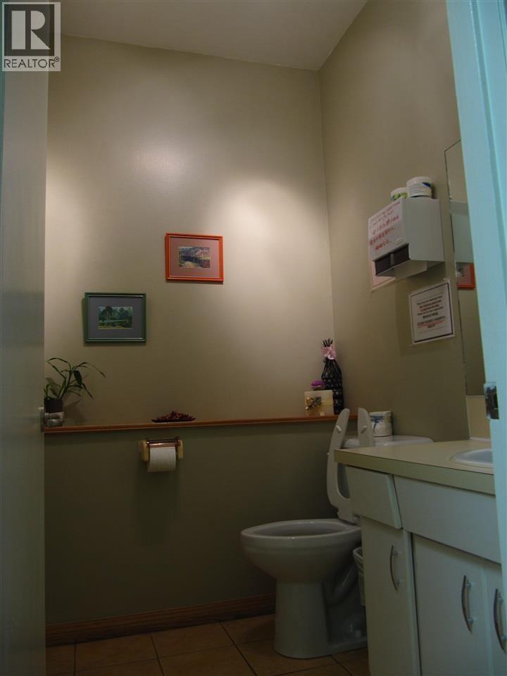 4190 Fraser Street, Vancouver, BC