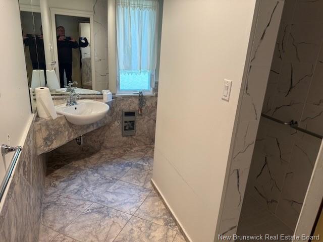 8 Troop St, Rothesay, NB