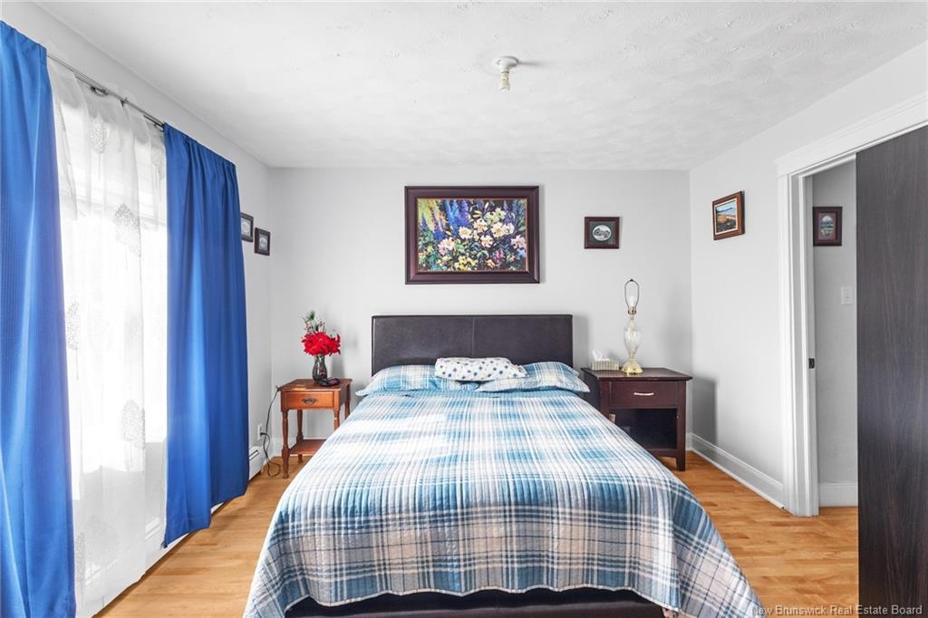 2535 Route 102, Lincoln, NB