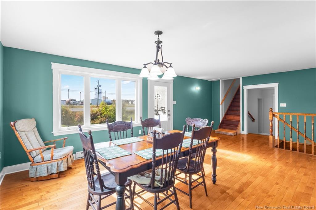 2535 Route 102, Lincoln, NB