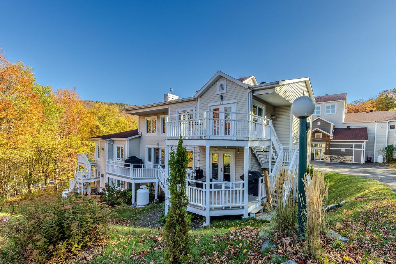 Frontage - 309-556 Ch. Réal, Sutton, QC - Outdoor