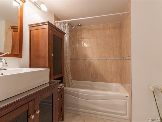Salle de bains - 636 Av. Clarence-Gagnon, Montréal (Mercier/Hochelaga-Maisonneuve), QC - Indoor Photo Showing Bathroom
