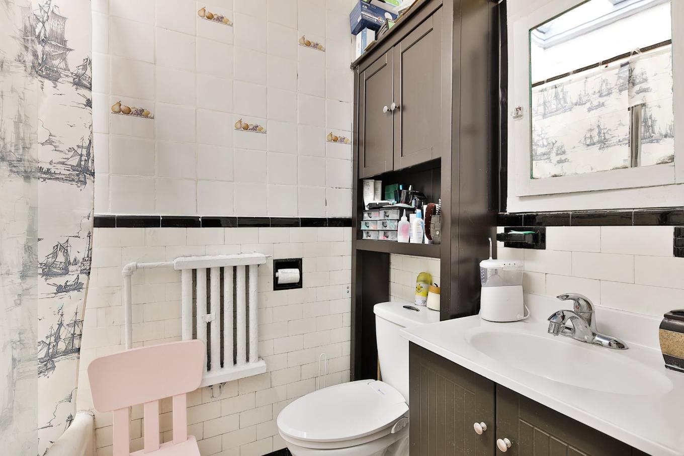 Salle de bains - 5413 - 5415 Av. Coolbrook, Montréal (Côte-Des-Neiges/Notre-Dame-De-Grâce), QC - Indoor Photo Showing Bathroom