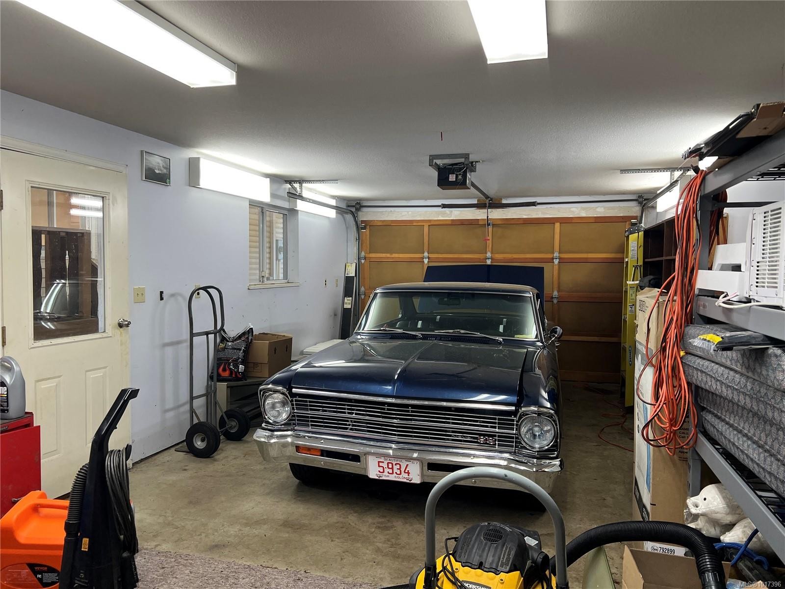 602 Matchlee Dr, Gold River, BC