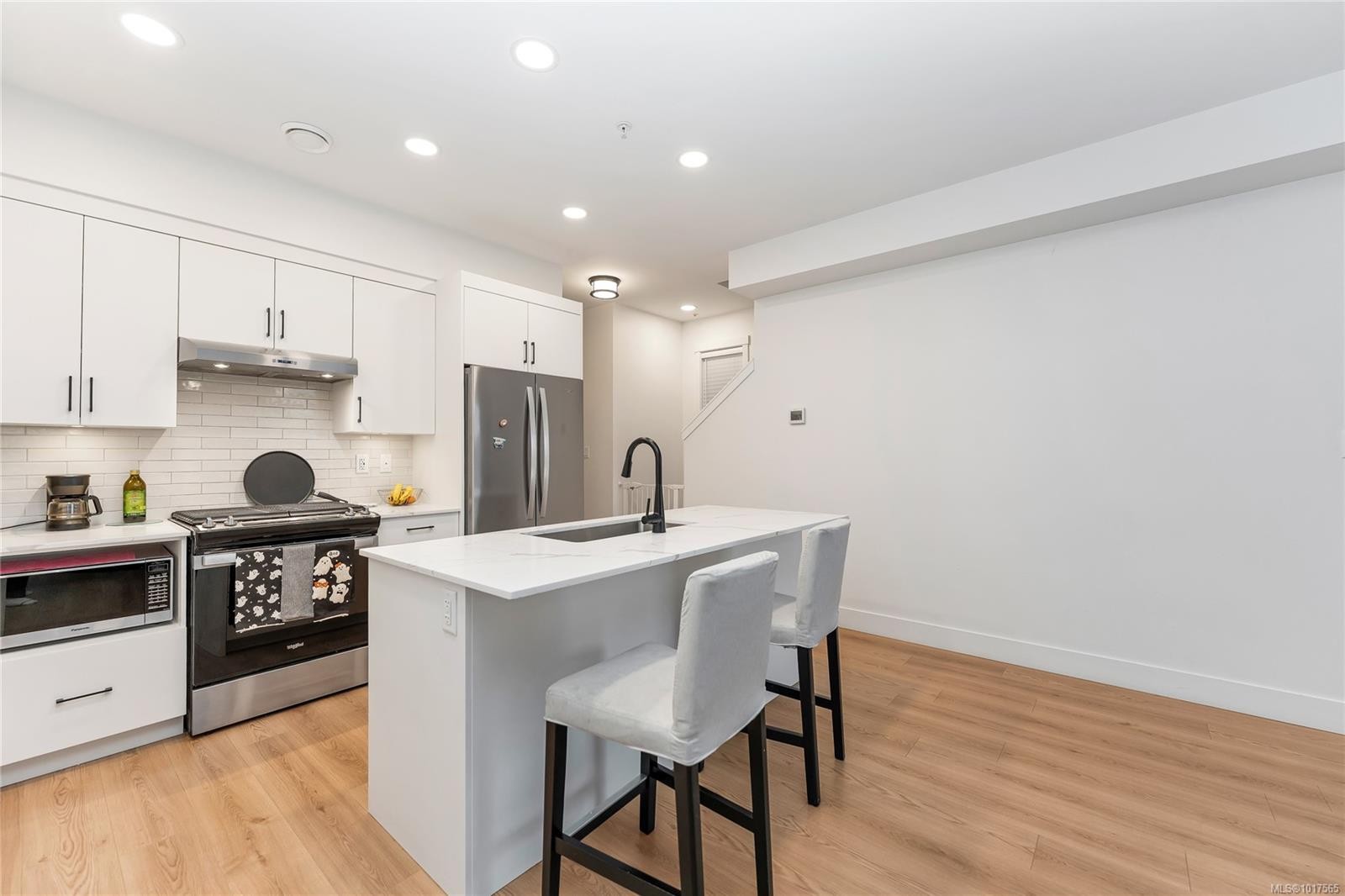 66-255 Caspian Dr, Colwood, BC