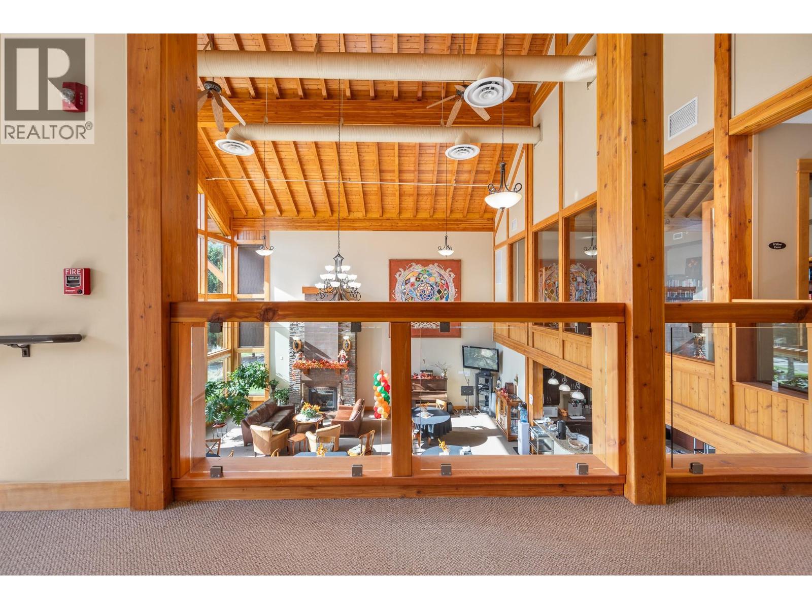 9100 Mackie Drive Unit# 212, Coldstream, BC - Indoor Photo Showing Other Room