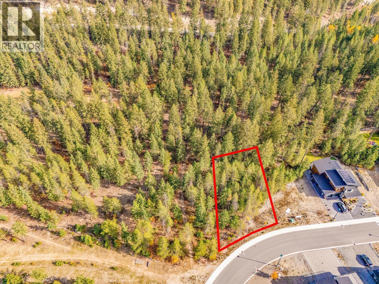 1541 Cedar Street, Golden, BC