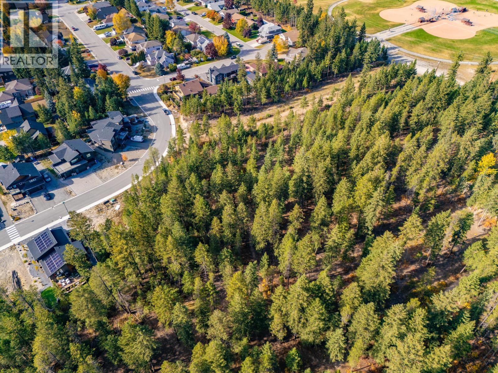 1541 Cedar Street, Golden, BC