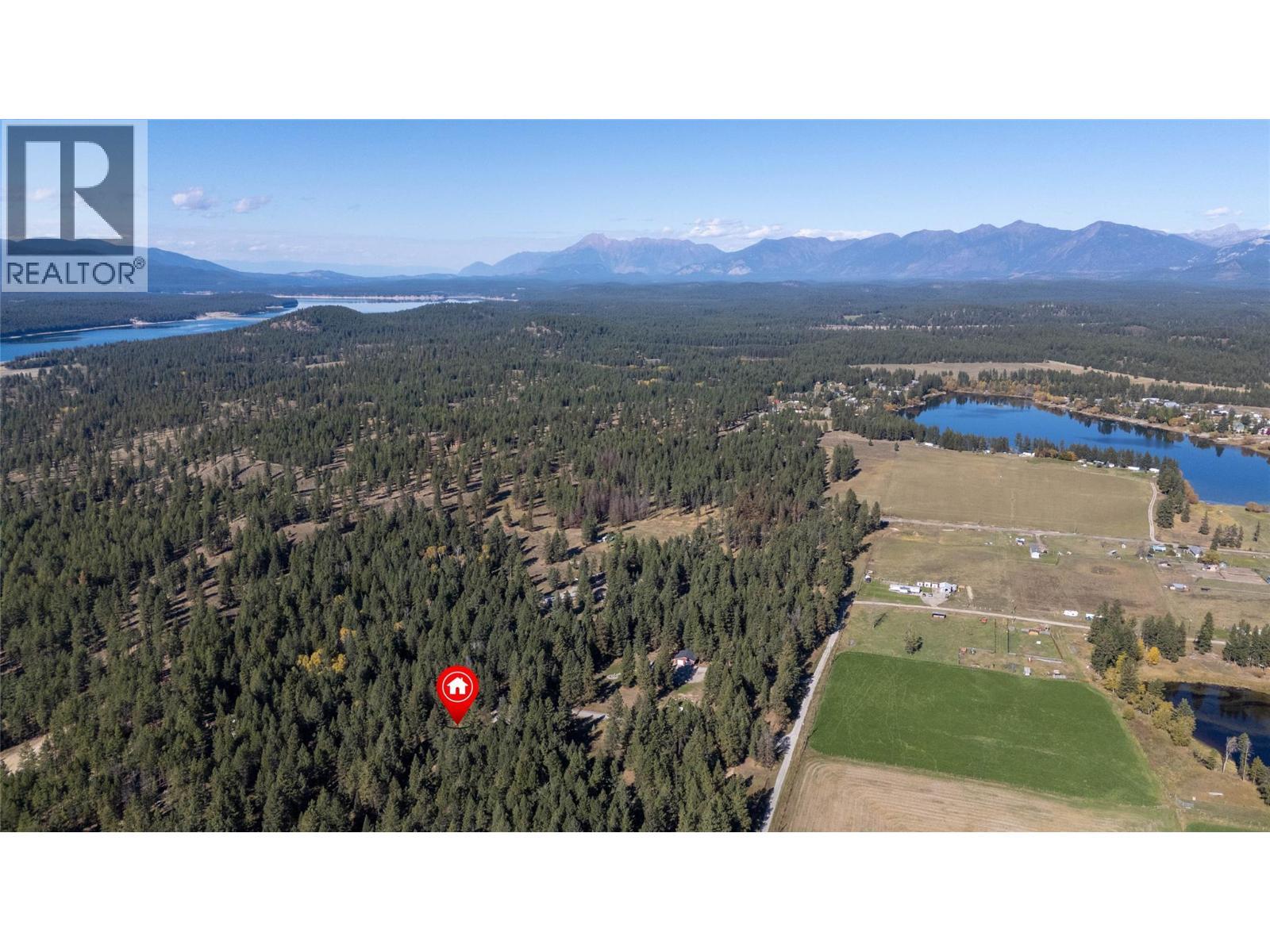 3306 Palmer Road, Baynes Lake, BC - Outdoor With View