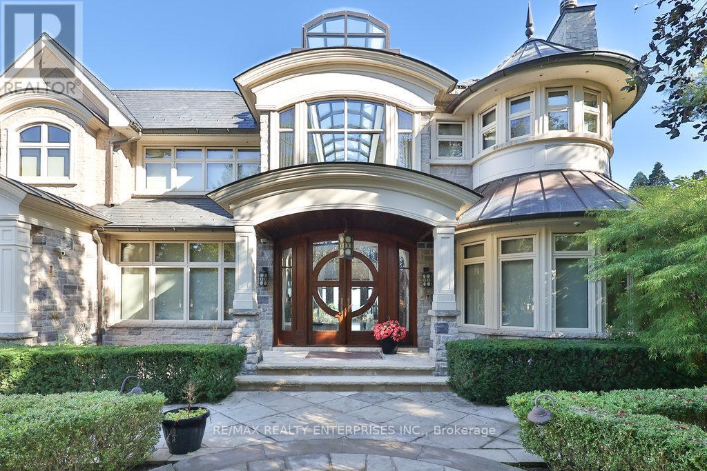 1500 Watersedge Road, Mississauga, ON - Outdoor With Facade