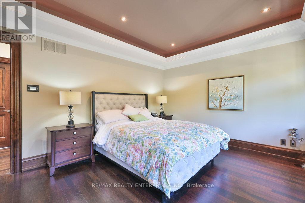 1500 Watersedge Road, Mississauga, ON - Indoor Photo Showing Bedroom