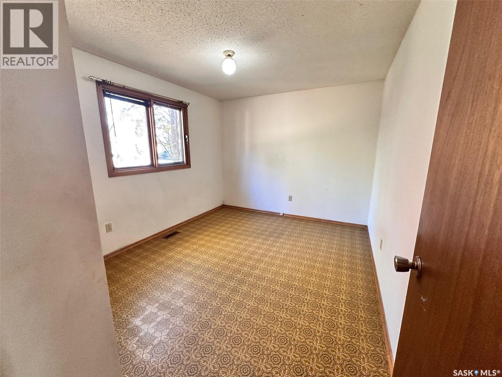 441 4Th Street, Leoville, SK - Indoor Photo Showing Other Room