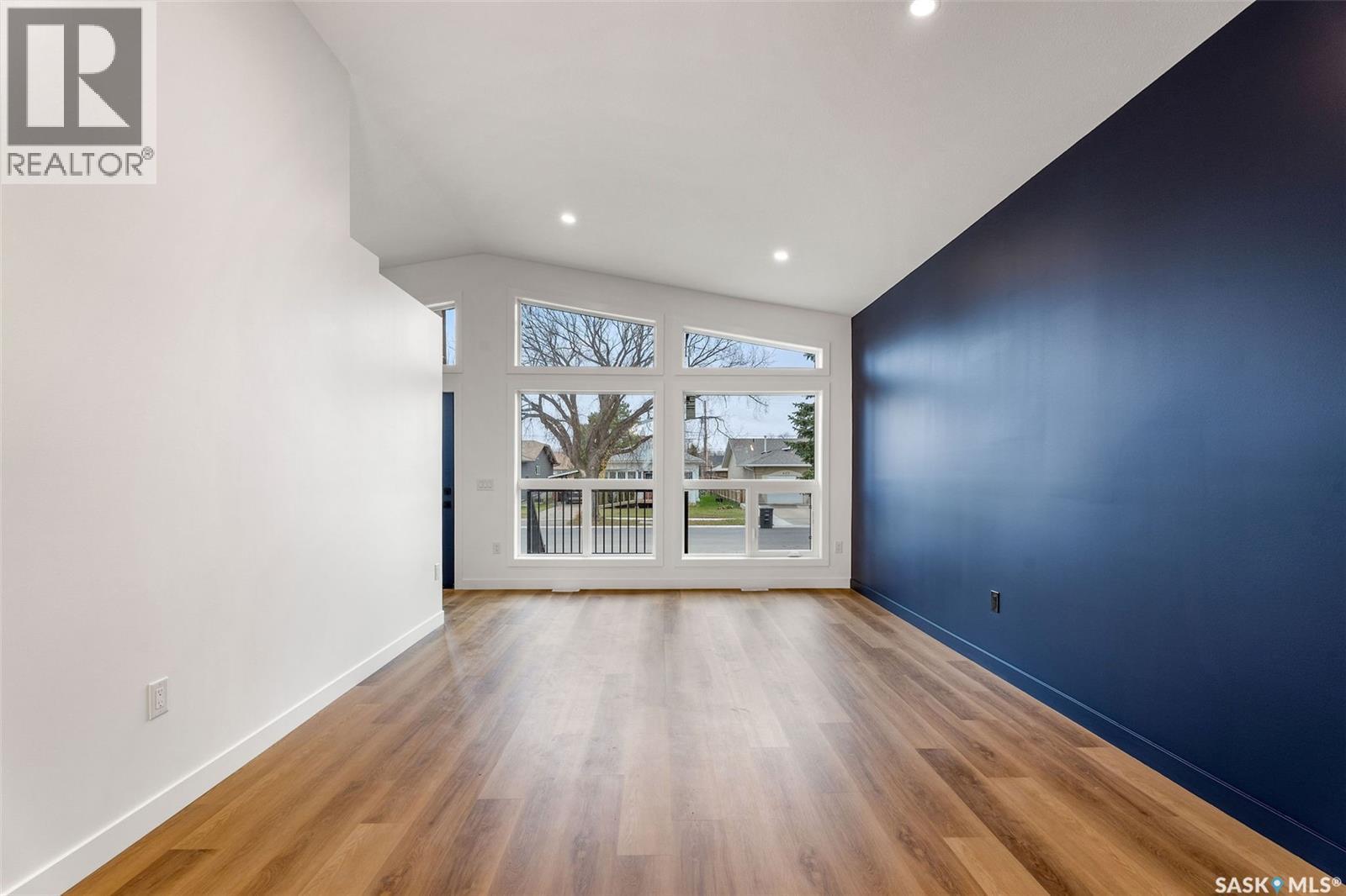 624 11Th Street, Humboldt, SK - Indoor