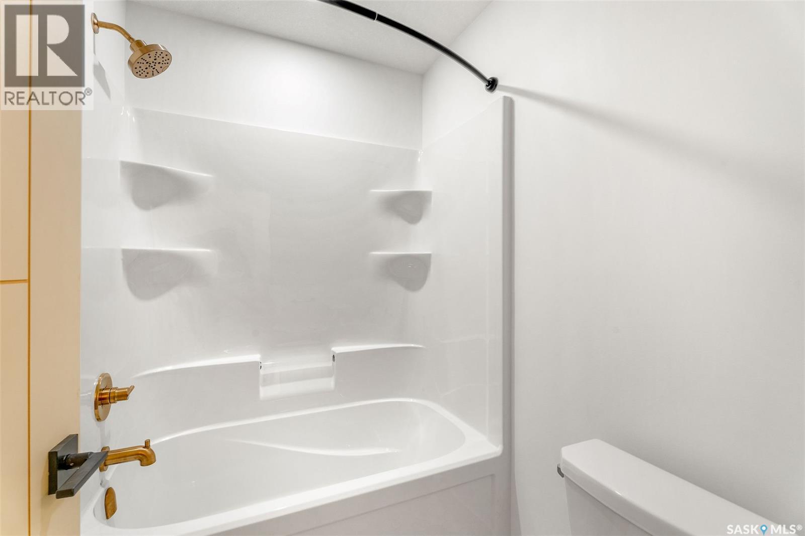 624 11Th Street, Humboldt, SK - Indoor Photo Showing Bathroom