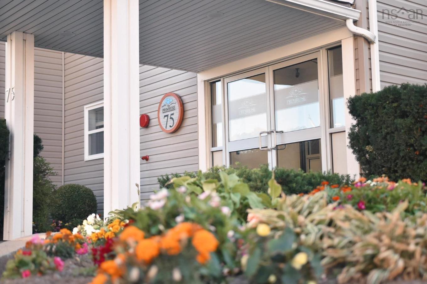 231 75 Colllins Grove, Dartmouth, NS